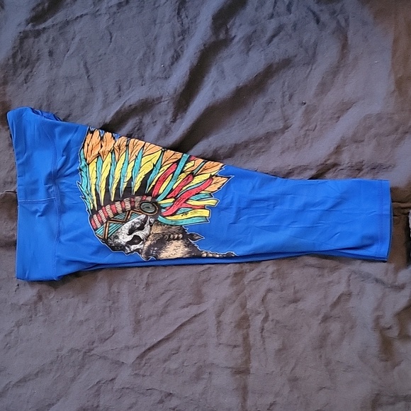 Invader Chief Leggings - Picture 6 of 12